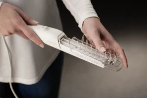 Saalmann Hand-Held Narrowband Light Unit by MBS